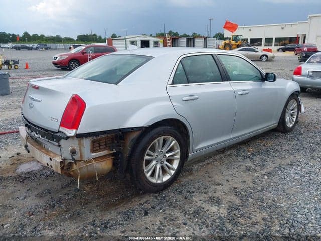 2019 CHRYSLER 300 TOURING 4
