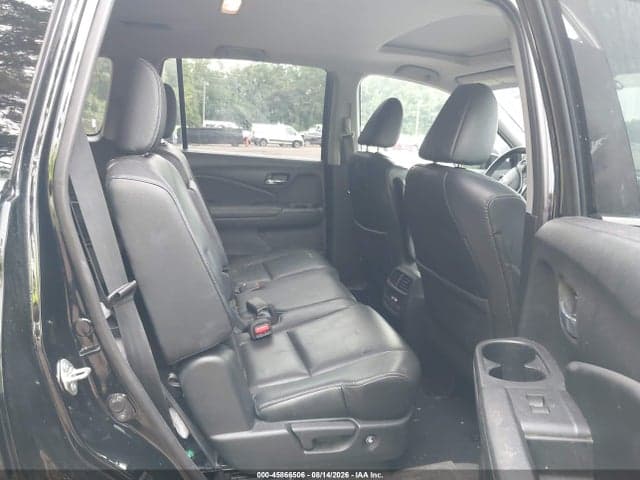 2017 HONDA PILOT EX-L 8