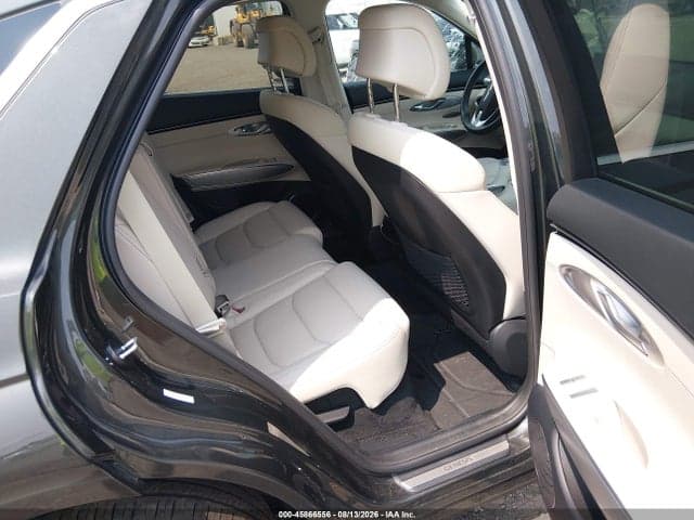 2025 GENESIS GV70 2.5T AWD 8