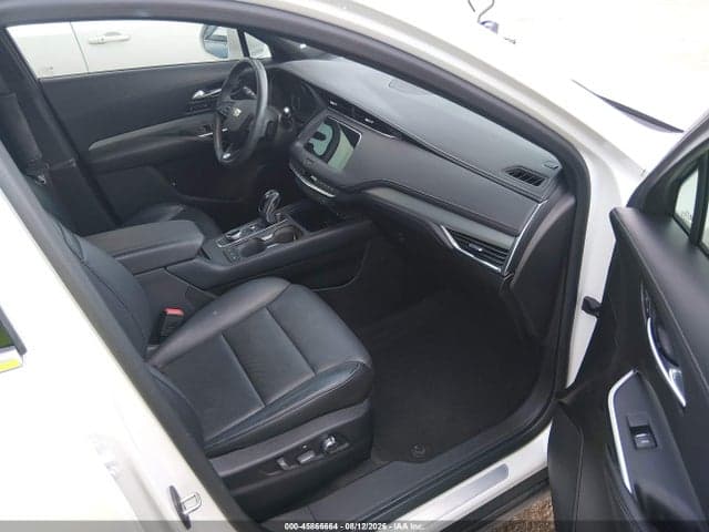2019 CADILLAC XT4 PREMIUM LUXURY 5