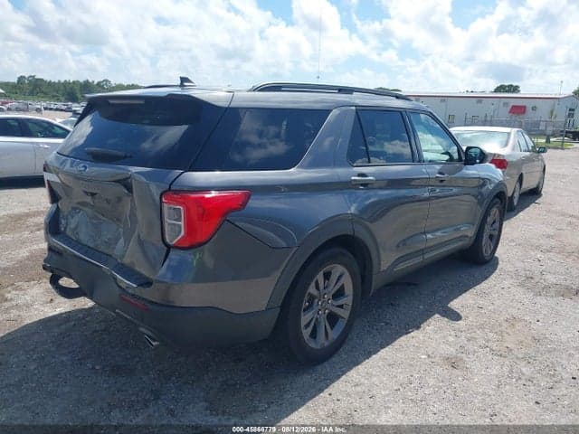 2021 FORD EXPLORER XLT 4