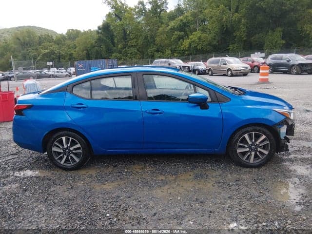2021 NISSAN VERSA SV XTRONIC CVT 14