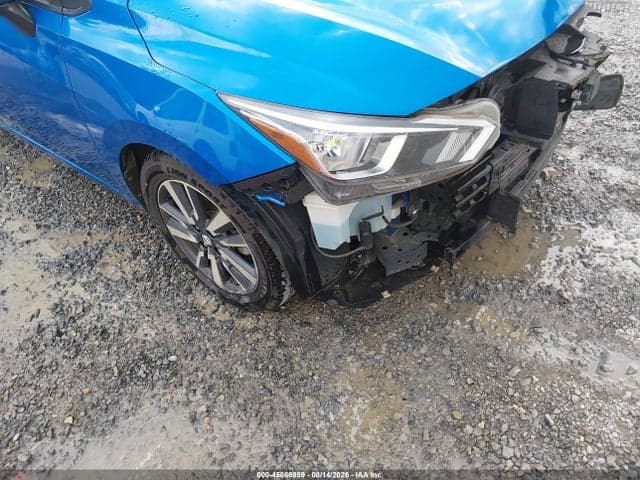 2021 NISSAN VERSA SV XTRONIC CVT 19