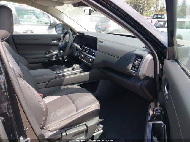 2026 NISSAN PATHFINDER SL 5