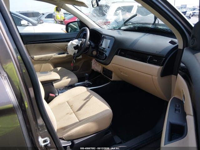 2019 MITSUBISHI OUTLANDER ES 5
