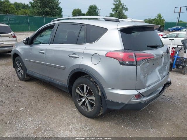 2018 TOYOTA RAV4 XLE 3