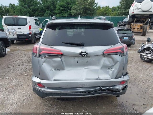 2018 TOYOTA RAV4 XLE 6