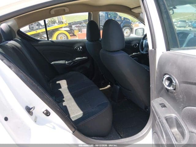2017 NISSAN VERSA 1.6 SV 8