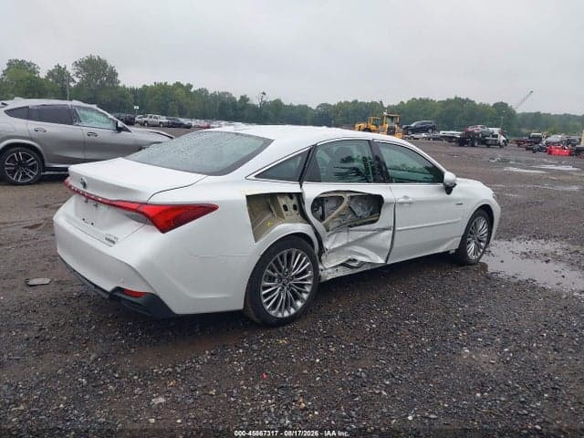2019 TOYOTA AVALON HYBRID LIMITED 4