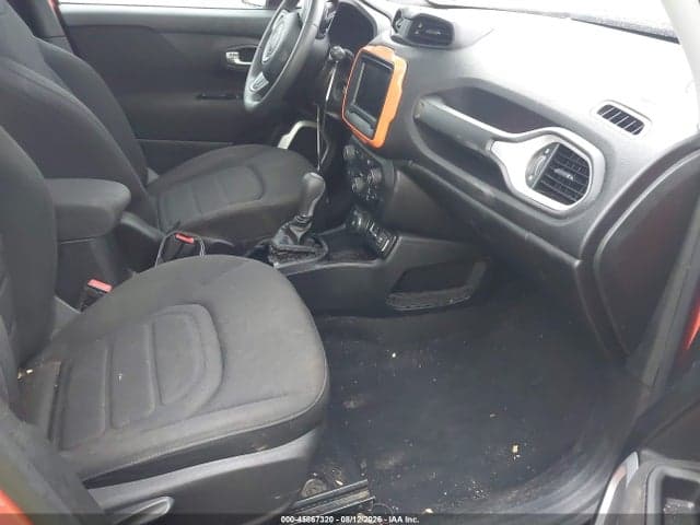 2018 JEEP RENEGADE LATITUDE 4X4 5