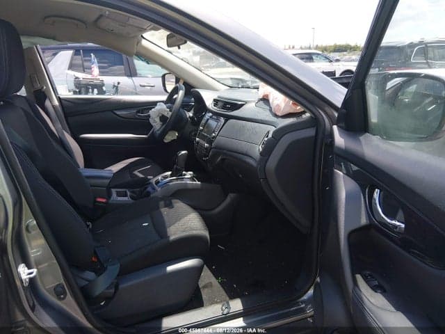 2018 NISSAN ROGUE S 5