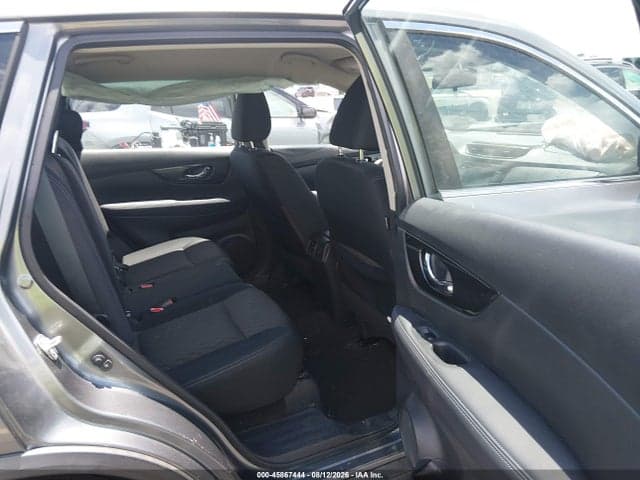 2018 NISSAN ROGUE S 8