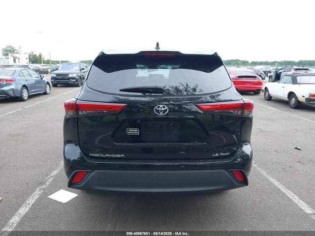 2022 TOYOTA HIGHLANDER LE 16