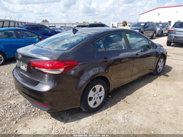 2017 KIA FORTE LX 4