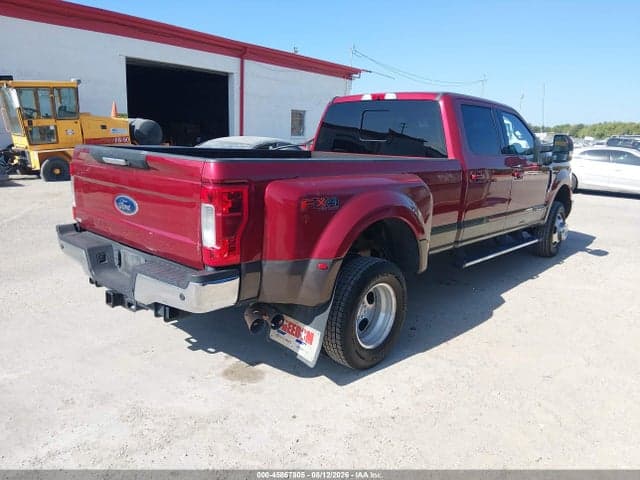 2017 FORD F-350 LARIAT 4