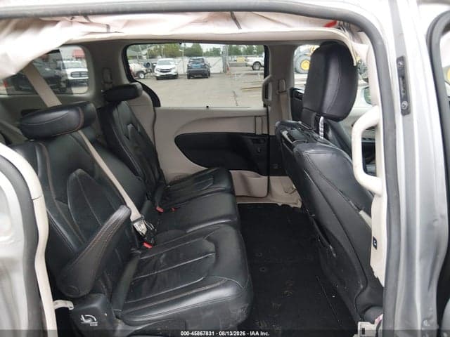 2017 CHRYSLER PACIFICA TOURING-L PLUS 8
