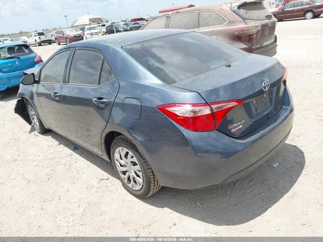 2019 TOYOTA COROLLA LE 3