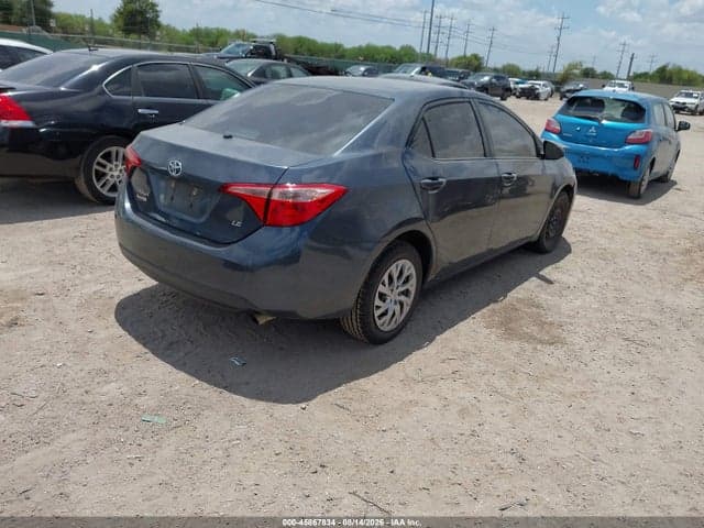 2019 TOYOTA COROLLA LE 4