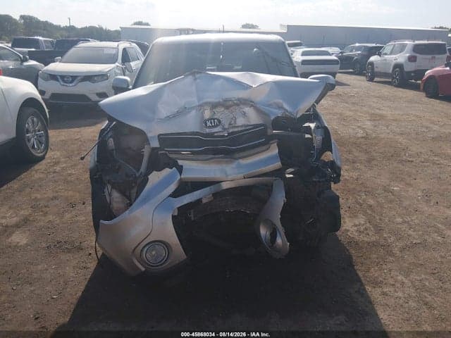2019 KIA SOUL + 13