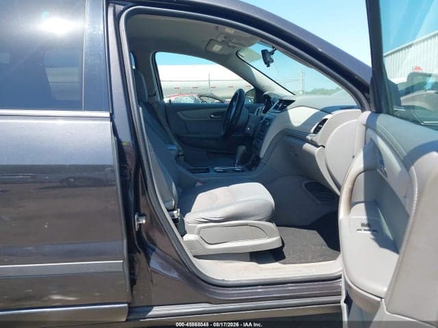 2017 CHEVROLET TRAVERSE LS 5