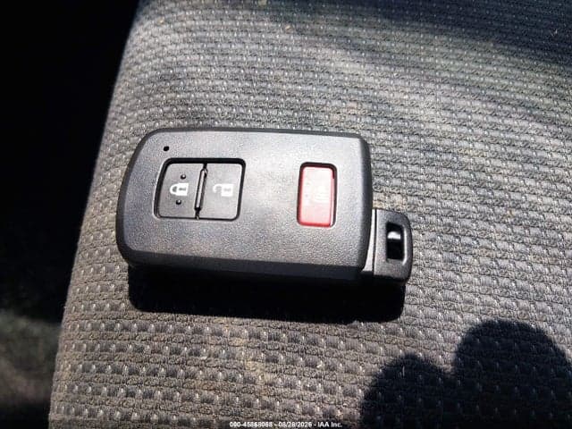 2018 TOYOTA RAV4 XLE 11
