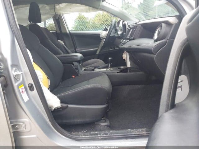 2018 TOYOTA RAV4 XLE 5