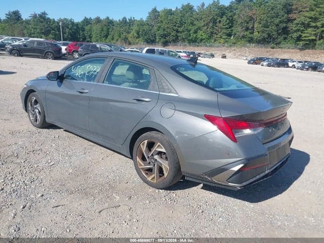 2024 HYUNDAI ELANTRA SEL 3