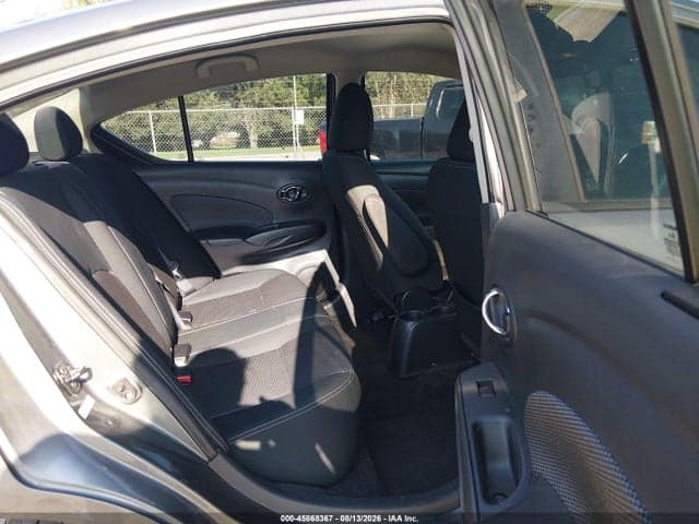 2017 NISSAN VERSA 1.6 SL 8