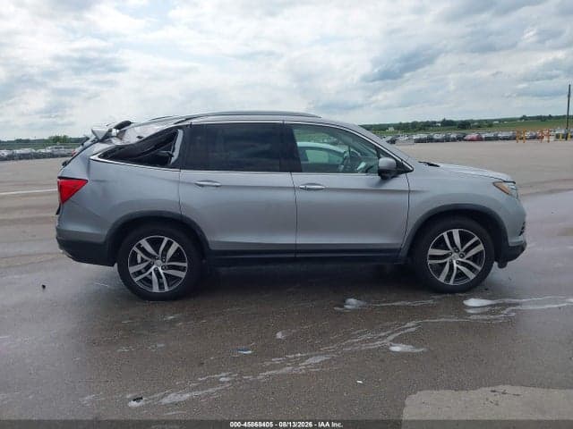 2017 HONDA PILOT TOURING 13