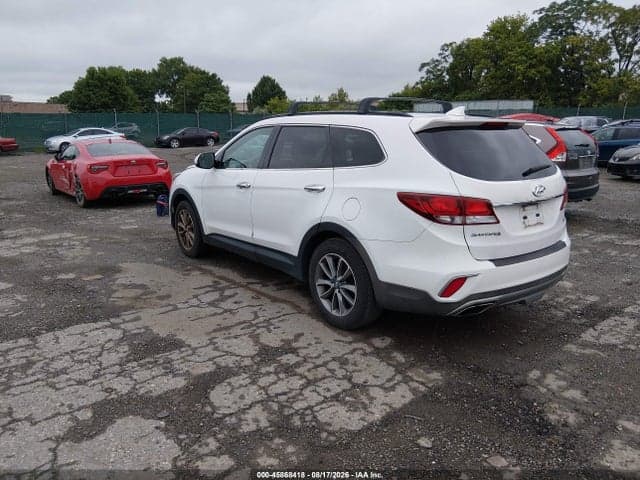 2017 HYUNDAI SANTA FE SE 3