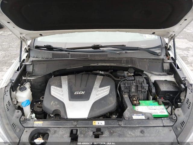 2017 HYUNDAI SANTA FE SE 10