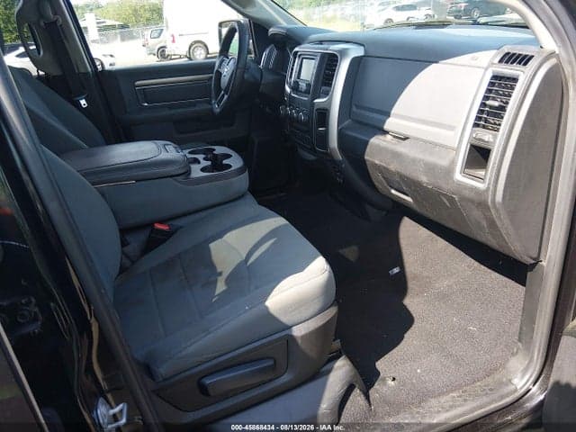 2018 RAM 1500 SLT 4X2 6'4 BOX 5