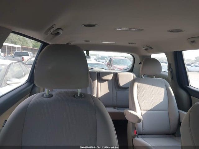 2019 KIA SEDONA L 8