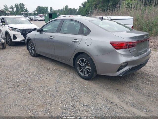2023 KIA FORTE LXS 3