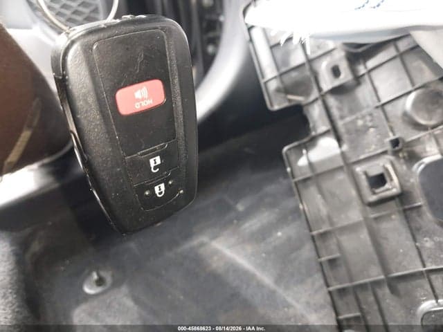 2020 TOYOTA PRIUS LE 11