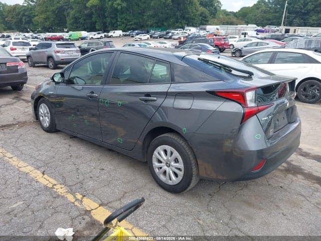 2020 TOYOTA PRIUS LE 3