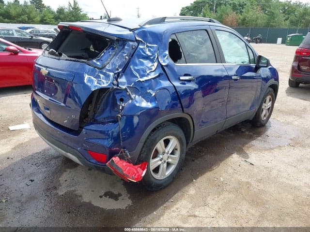 2017 CHEVROLET TRAX LT 4