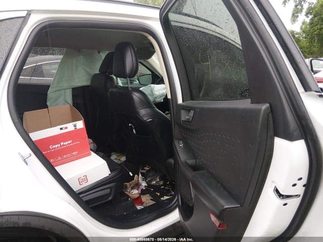 2020 FORD ESCAPE SEL 8