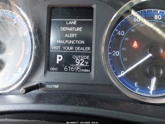 2018 TOYOTA COROLLA LE 16