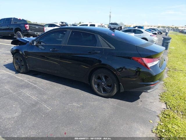 2022 HYUNDAI ELANTRA SEL 3