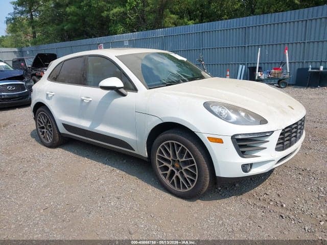 2018 PORSCHE MACAN SPORT EDITION 1