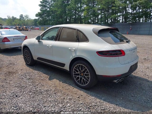2018 PORSCHE MACAN SPORT EDITION 3