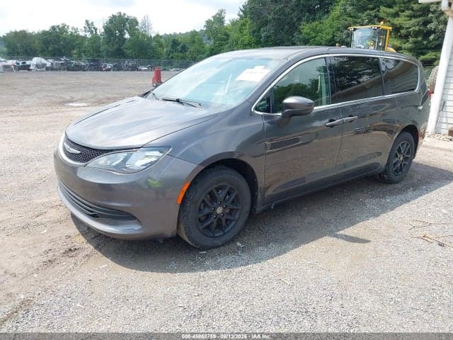 2020 CHRYSLER VOYAGER LX 2