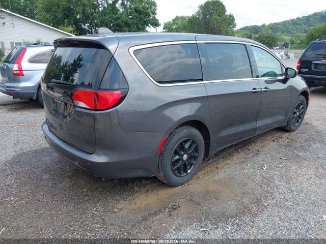 2020 CHRYSLER VOYAGER LX 4