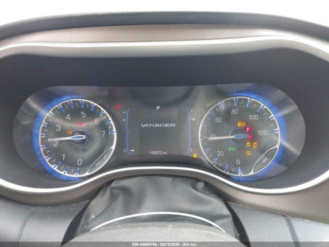 2020 CHRYSLER VOYAGER LX 7