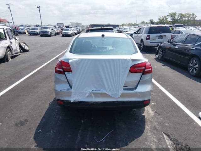 2018 FORD FOCUS SE 16
