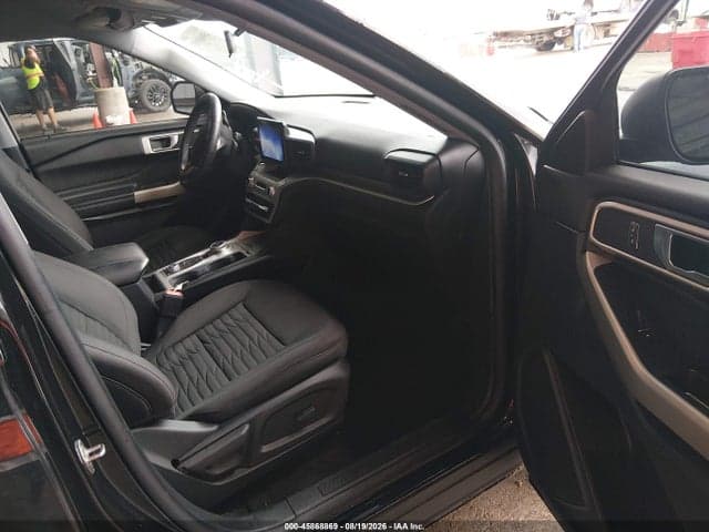 2021 FORD EXPLORER XLT 5