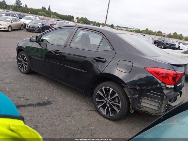 2018 TOYOTA COROLLA SE 3