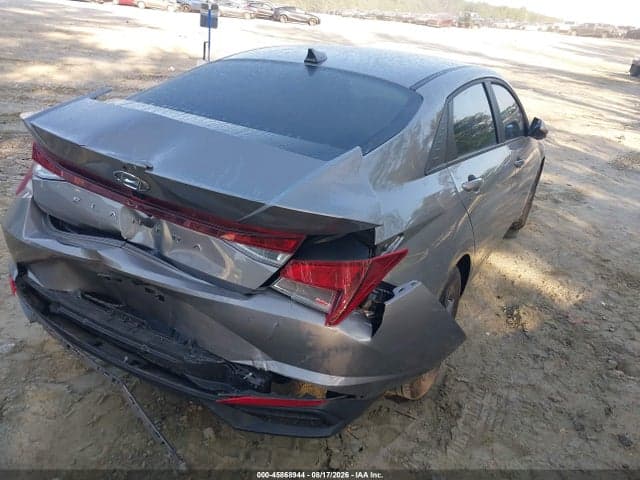 2023 HYUNDAI ELANTRA SEL 4