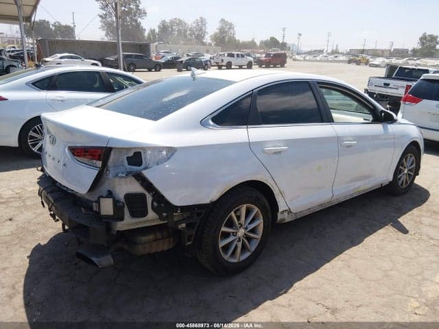 2019 HYUNDAI SONATA SE 4